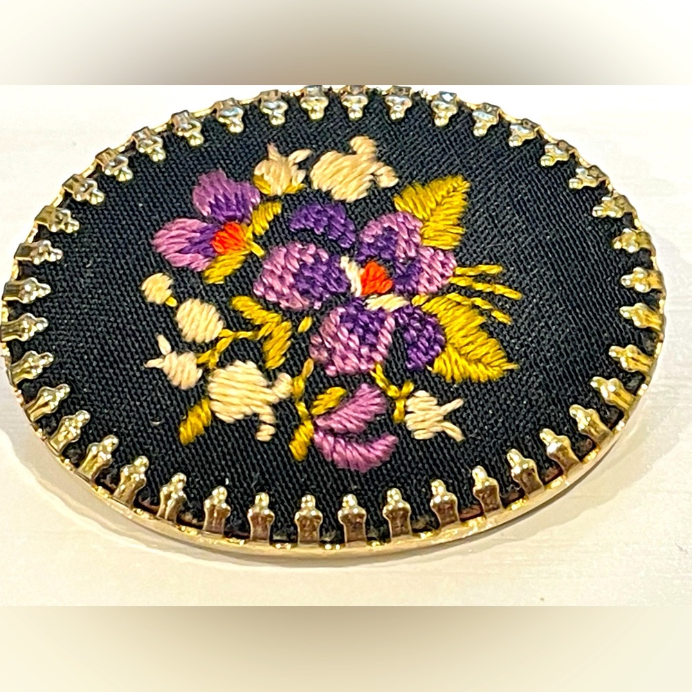 Vintage Floral Embroidered Oval Gold Tone Brooch Pin Purple Black